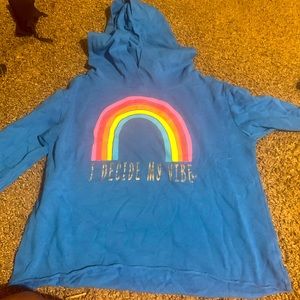 I’m selling this size 12-14 Justin hoodie it’s from there active line